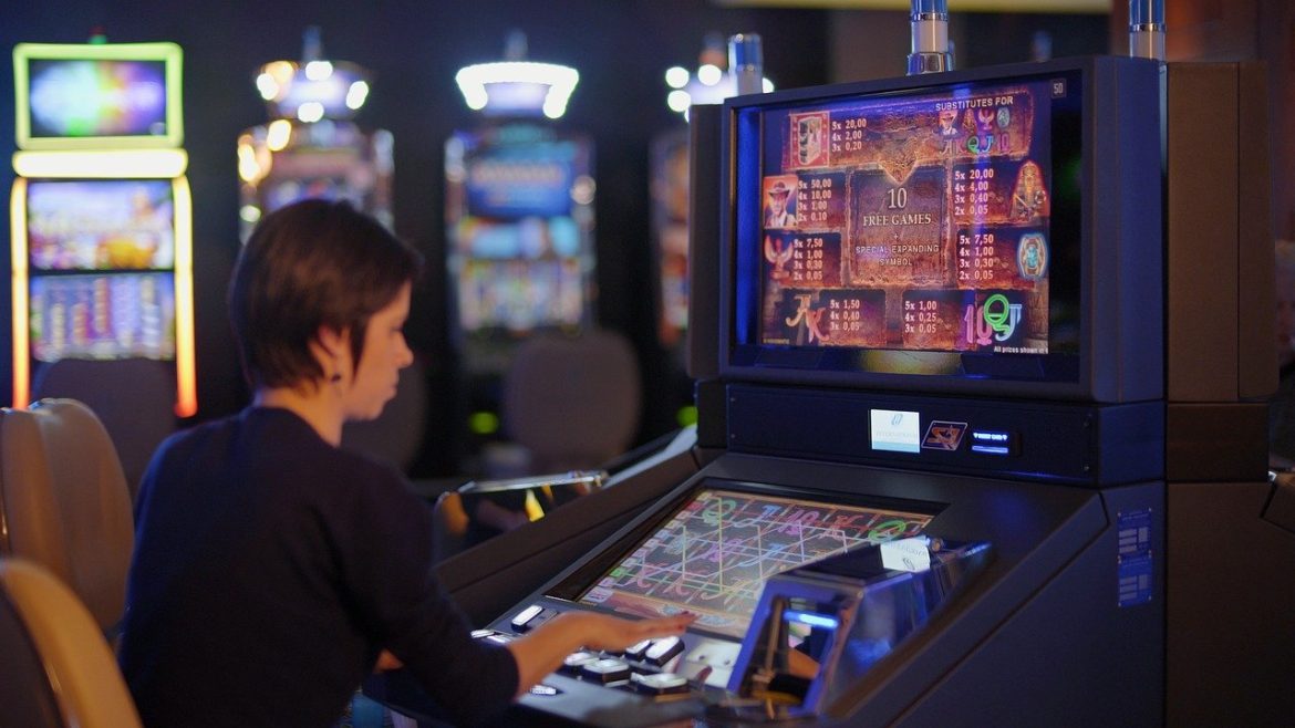 You can earn more bonuses by sticking around for 40 minutes in the slot games.