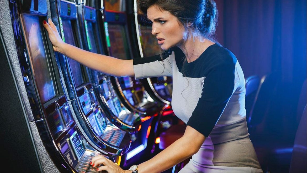What should I do if I encounter problems while playing slot machines?